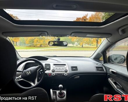 Хонда Цивик, объемом двигателя 1.8 л и пробегом 212 тыс. км за 6500 $, фото 3 на Automoto.ua