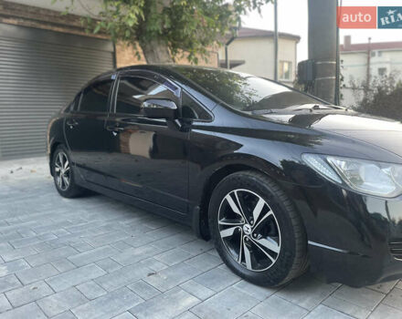 Хонда Цивик, объемом двигателя 1.8 л и пробегом 98 тыс. км за 6900 $, фото 4 на Automoto.ua