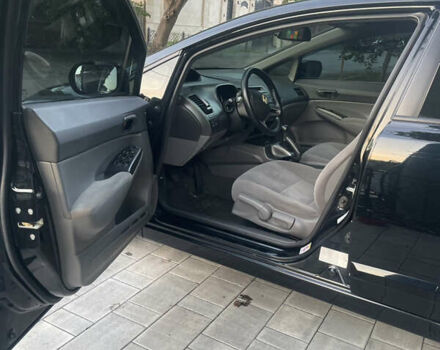 Хонда Цивик, объемом двигателя 1.8 л и пробегом 98 тыс. км за 6900 $, фото 9 на Automoto.ua