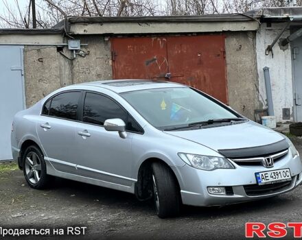 Хонда Цивик, объемом двигателя 18 л и пробегом 235 тыс. км за 6000 $, фото 6 на Automoto.ua