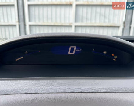 Хонда Цивик, объемом двигателя 1.8 л и пробегом 235 тыс. км за 6700 $, фото 13 на Automoto.ua