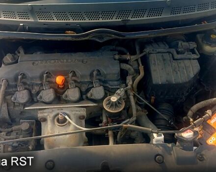 Хонда Цивик, объемом двигателя 18 л и пробегом 222 тыс. км за 6400 $, фото 4 на Automoto.ua