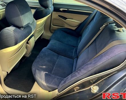 Хонда Цивик, объемом двигателя 1.3 л и пробегом 166 тыс. км за 5499 $, фото 6 на Automoto.ua