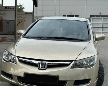 Хонда Цивик, объемом двигателя 1.8 л и пробегом 235 тыс. км за 6700 $, фото 11 на Automoto.ua