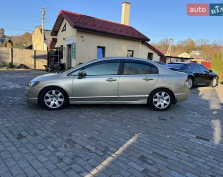 Хонда Цивик, объемом двигателя 1.8 л и пробегом 235 тыс. км за 6700 $, фото 1 на Automoto.ua