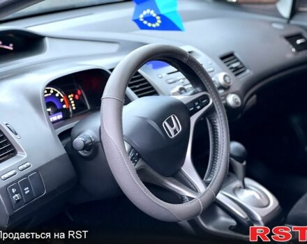 Хонда Цивик, объемом двигателя 18 л и пробегом 235 тыс. км за 6000 $, фото 7 на Automoto.ua