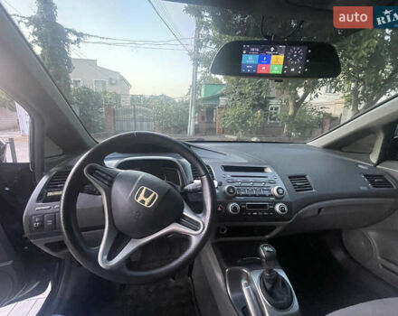 Хонда Цивик, объемом двигателя 1.8 л и пробегом 98 тыс. км за 6900 $, фото 15 на Automoto.ua