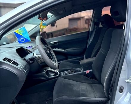 Хонда Цивик, объемом двигателя 18 л и пробегом 235 тыс. км за 6000 $, фото 13 на Automoto.ua