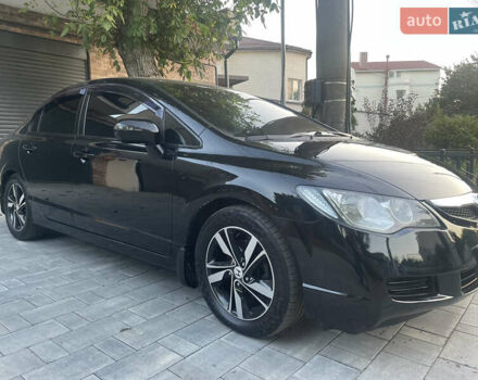 Хонда Цивик, объемом двигателя 1.8 л и пробегом 98 тыс. км за 6900 $, фото 5 на Automoto.ua