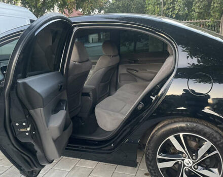 Хонда Цивик, объемом двигателя 1.8 л и пробегом 98 тыс. км за 6900 $, фото 8 на Automoto.ua