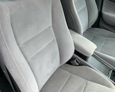 Хонда Цивик, объемом двигателя 1.8 л и пробегом 235 тыс. км за 6700 $, фото 15 на Automoto.ua