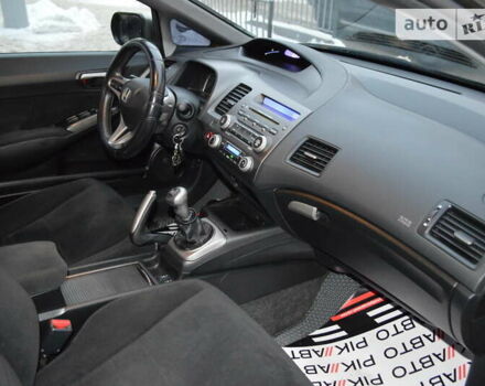 Хонда Цивик, объемом двигателя 1.8 л и пробегом 164 тыс. км за 7900 $, фото 37 на Automoto.ua
