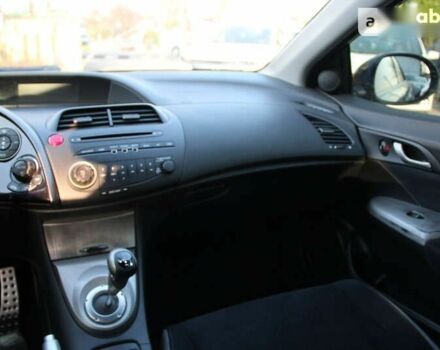 Хонда Цивик, объемом двигателя 1.8 л и пробегом 90 тыс. км за 6600 $, фото 11 на Automoto.ua