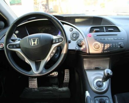 Хонда Цивик, объемом двигателя 1.8 л и пробегом 90 тыс. км за 6600 $, фото 10 на Automoto.ua