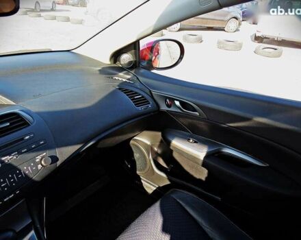 Хонда Цивик, объемом двигателя 1.8 л и пробегом 113 тыс. км за 9800 $, фото 12 на Automoto.ua