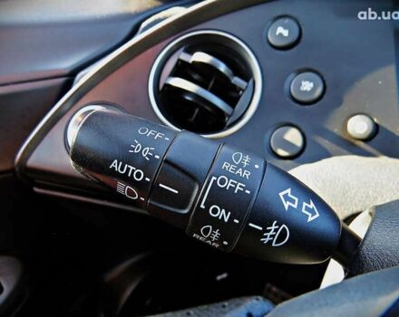 Хонда Цивик, объемом двигателя 1.8 л и пробегом 113 тыс. км за 9800 $, фото 8 на Automoto.ua