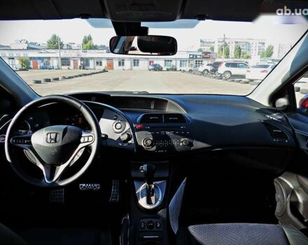 Хонда Цивик, объемом двигателя 1.8 л и пробегом 113 тыс. км за 9800 $, фото 16 на Automoto.ua