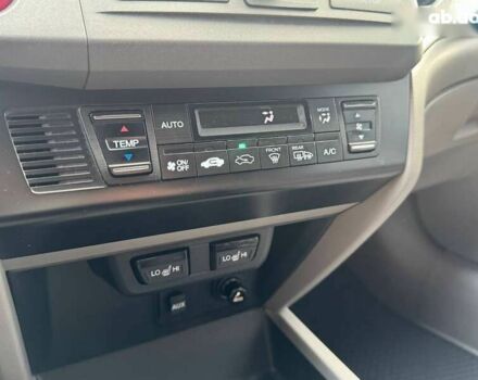 Хонда Цивик, объемом двигателя 1.8 л и пробегом 274 тыс. км за 7990 $, фото 26 на Automoto.ua