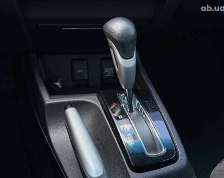 Хонда Цивик, объемом двигателя 1.8 л и пробегом 176 тыс. км за 9500 $, фото 22 на Automoto.ua