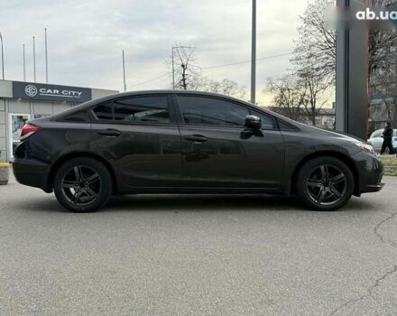 Хонда Цивик, объемом двигателя 1.8 л и пробегом 176 тыс. км за 8750 $, фото 7 на Automoto.ua