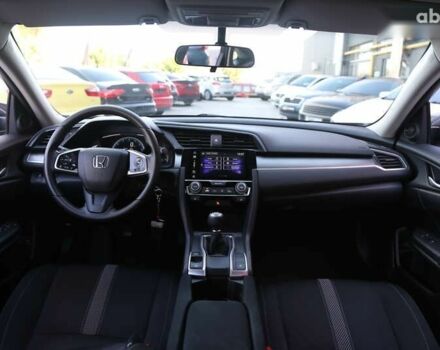 Хонда Цивик, объемом двигателя 2 л и пробегом 120 тыс. км за 11000 $, фото 13 на Automoto.ua