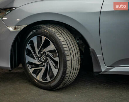 Хонда Цивик, объемом двигателя 1.6 л и пробегом 141 тыс. км за 15995 $, фото 7 на Automoto.ua