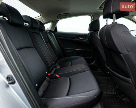 Хонда Цивик, объемом двигателя 1.6 л и пробегом 141 тыс. км за 15995 $, фото 20 на Automoto.ua