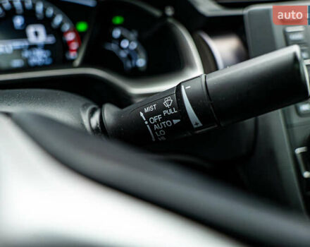 Хонда Цивик, объемом двигателя 1.6 л и пробегом 141 тыс. км за 15995 $, фото 13 на Automoto.ua