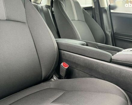 Хонда Цивик, объемом двигателя 2 л и пробегом 51 тыс. км за 17800 $, фото 23 на Automoto.ua