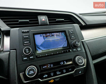 Хонда Цивик, объемом двигателя 1.6 л и пробегом 141 тыс. км за 15995 $, фото 16 на Automoto.ua