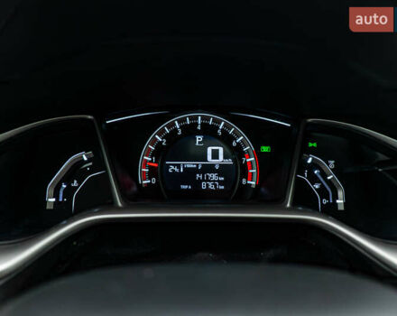 Хонда Цивик, объемом двигателя 1.6 л и пробегом 141 тыс. км за 15995 $, фото 12 на Automoto.ua