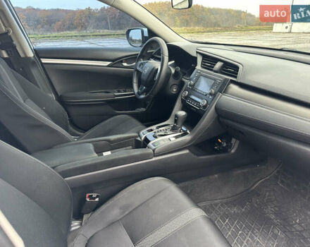 Хонда Цивик, объемом двигателя 2 л и пробегом 146 тыс. км за 14400 $, фото 15 на Automoto.ua