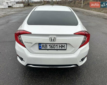 Хонда Цивик, объемом двигателя 2 л и пробегом 146 тыс. км за 14400 $, фото 5 на Automoto.ua