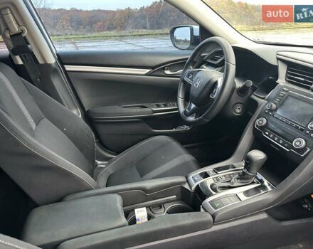 Хонда Цивик, объемом двигателя 2 л и пробегом 146 тыс. км за 14400 $, фото 14 на Automoto.ua