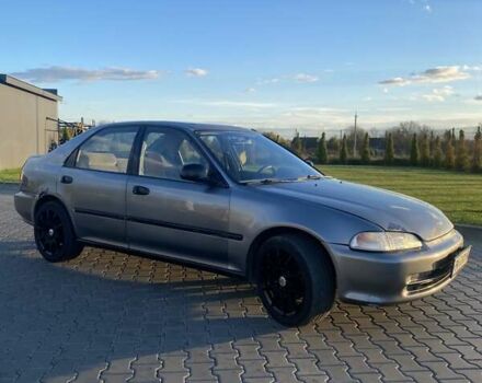 Хонда Цивик, объемом двигателя 1.5 л и пробегом 350 тыс. км за 2000 $, фото 1 на Automoto.ua