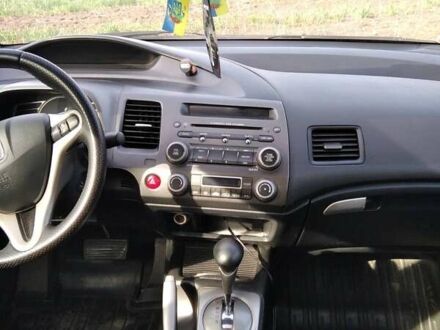 Хонда Цивик 2008 в Харькове на Automoto.ua Хонда Цивик, объемом двигателя 1.8 л и пробегом 201 тыс. км за 6950 $, фото 1 на Automoto.ua