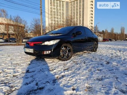 Хонда Цивик, объемом двигателя 1.8 л и пробегом 211 тыс. км за 7500 $, фото 1 на Automoto.ua