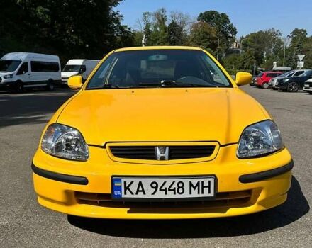 Желтый Хонда Цивик, объемом двигателя 1.4 л и пробегом 300 тыс. км за 5500 $, фото 6 на Automoto.ua