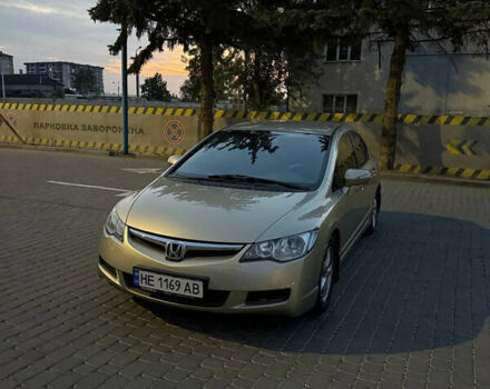 Желтый Хонда Цивик, объемом двигателя 1.8 л и пробегом 178 тыс. км за 6600 $, фото 4 на Automoto.ua