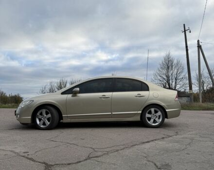 Желтый Хонда Цивик, объемом двигателя 1.8 л и пробегом 156 тыс. км за 6700 $, фото 4 на Automoto.ua