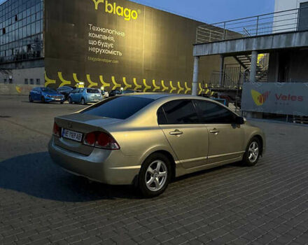 Желтый Хонда Цивик, объемом двигателя 1.8 л и пробегом 178 тыс. км за 6600 $, фото 3 на Automoto.ua