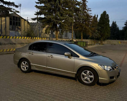 Желтый Хонда Цивик, объемом двигателя 1.8 л и пробегом 178 тыс. км за 6600 $, фото 2 на Automoto.ua