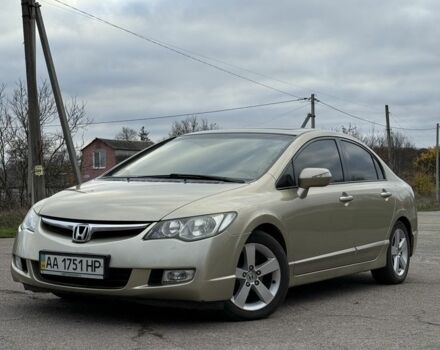 Желтый Хонда Цивик, объемом двигателя 1.8 л и пробегом 156 тыс. км за 6700 $, фото 3 на Automoto.ua