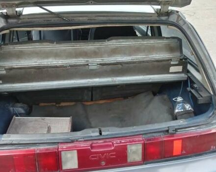 Серый Хонда Цивик, объемом двигателя 1.4 л и пробегом 300 тыс. км за 1399 $, фото 15 на Automoto.ua