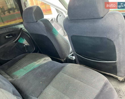 Сірий Хонда Сівік, об'ємом двигуна 1.5 л та пробігом 463 тис. км за 2399 $, фото 13 на Automoto.ua