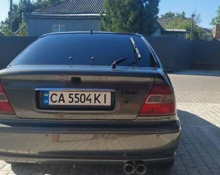 Серый Хонда Цивик, объемом двигателя 1.4 л и пробегом 350 тыс. км за 3000 $, фото 3 на Automoto.ua