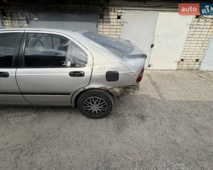 Серый Хонда Цивик, объемом двигателя 1.49 л и пробегом 308 тыс. км за 1000 $, фото 5 на Automoto.ua