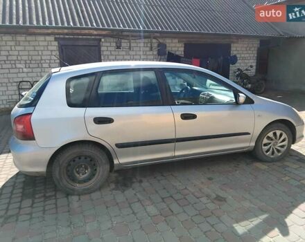 Серый Хонда Цивик, объемом двигателя 1.7 л и пробегом 270 тыс. км за 3200 $, фото 5 на Automoto.ua