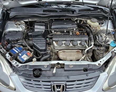 Серый Хонда Цивик, объемом двигателя 1.4 л и пробегом 276 тыс. км за 4000 $, фото 6 на Automoto.ua