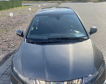 Серый Хонда Цивик, объемом двигателя 1.8 л и пробегом 285 тыс. км за 4800 $, фото 1 на Automoto.ua